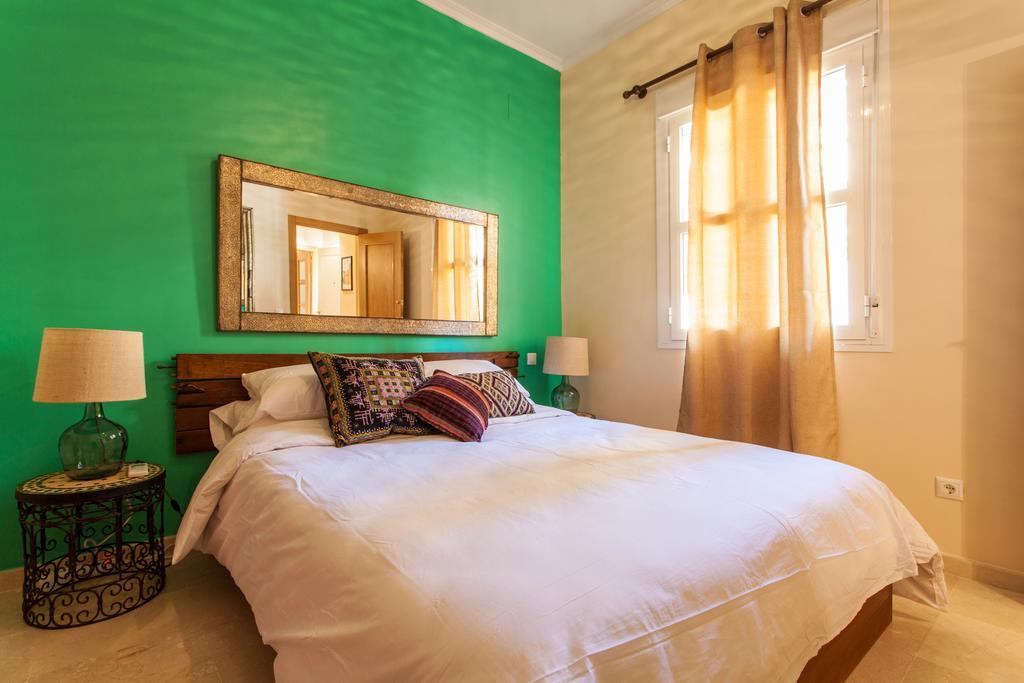 Bedouin Chic Rooftop - Space Maison Apartments Seville Exterior photo